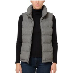 Old Navy Women's Gray Puffer Vest